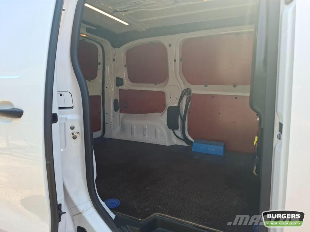 Peugeot Expert 1.5 BlueHDI 120HP + Navigation | Air Condit هيكل صندوقي