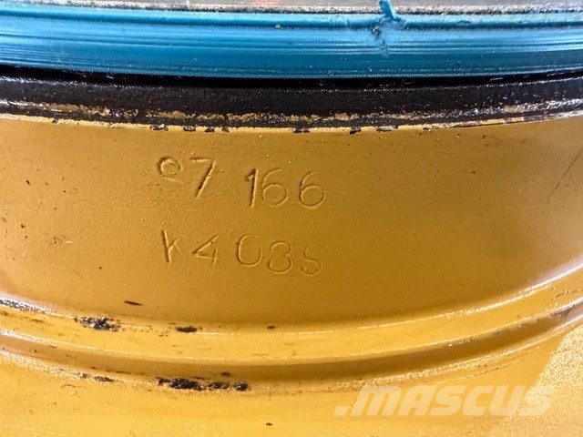 Poclain BOMAG BW 120 HYDRAULIC MOTOR هيدروليات