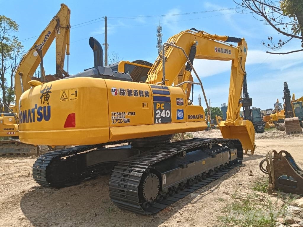 Komatsu PC 240 Верижен екскаватор