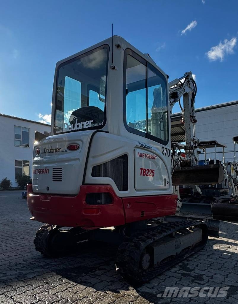 Takeuchi TB 225 Mini excavadoras < 7t