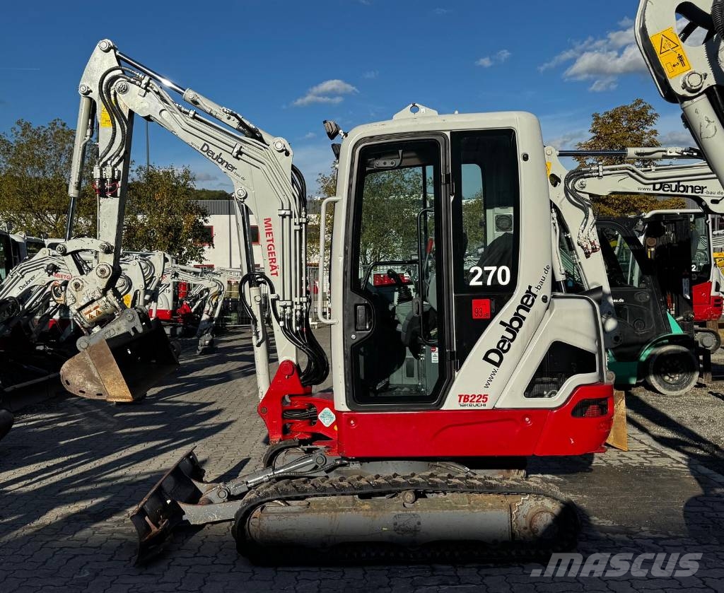 Takeuchi TB 225 Mini excavadoras < 7t