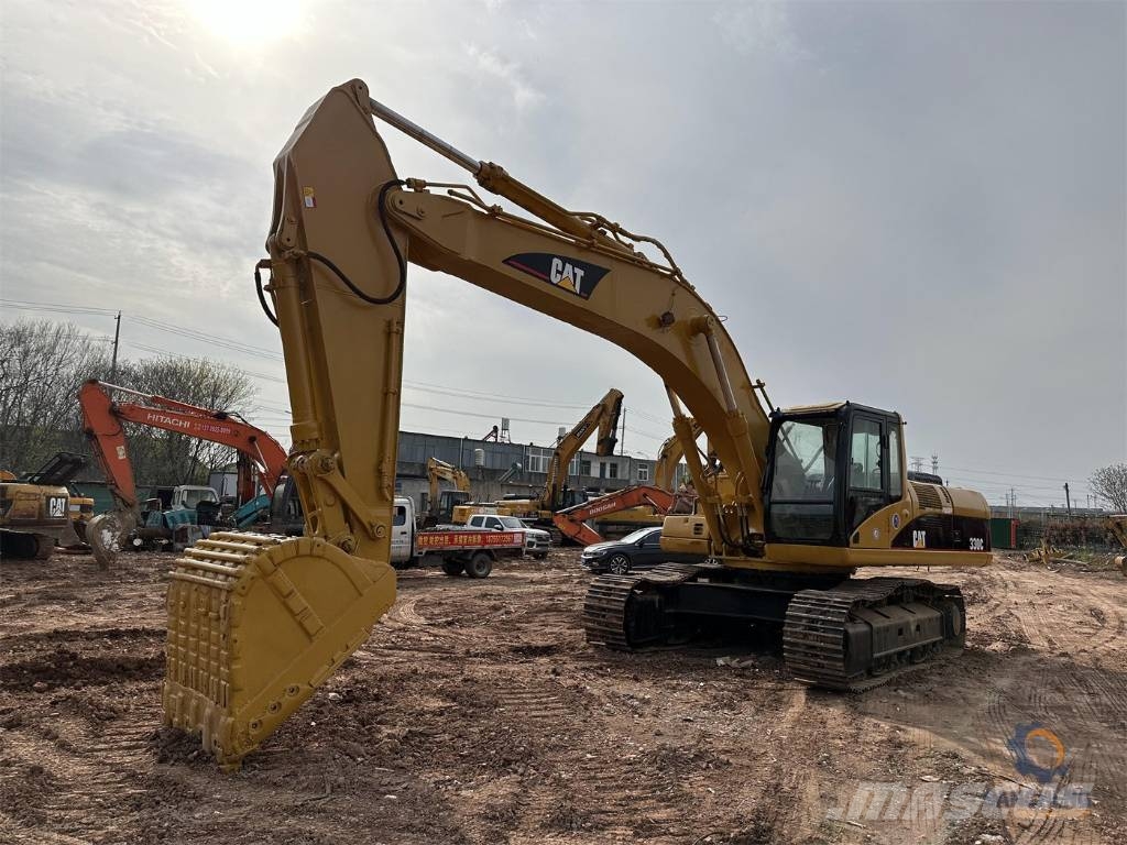 CAT 330 CL 履带挖掘机