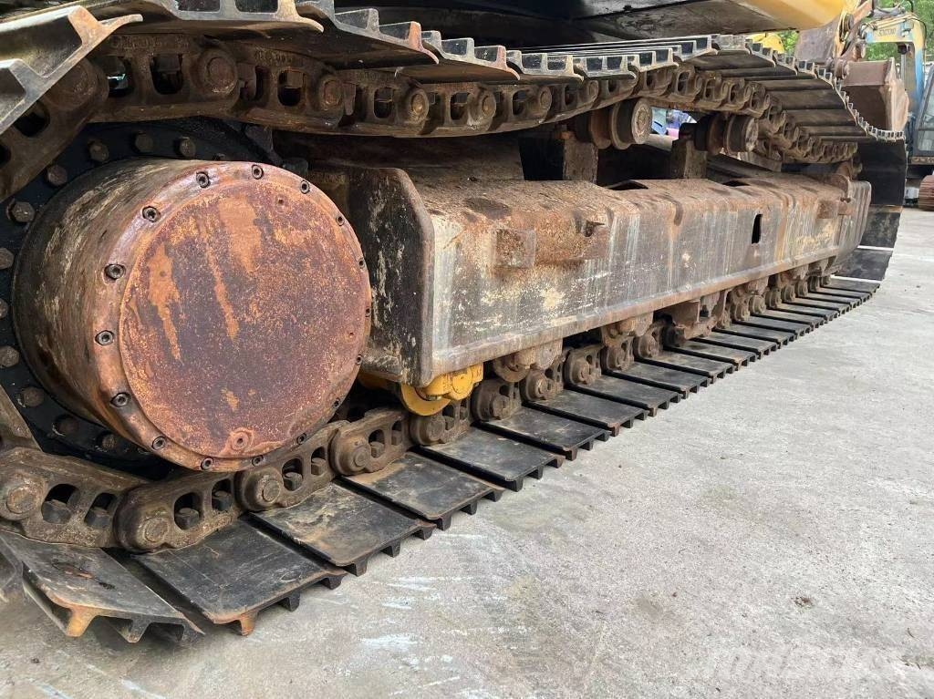 Sumitomo SH200Z3 Excavadoras sobre orugas