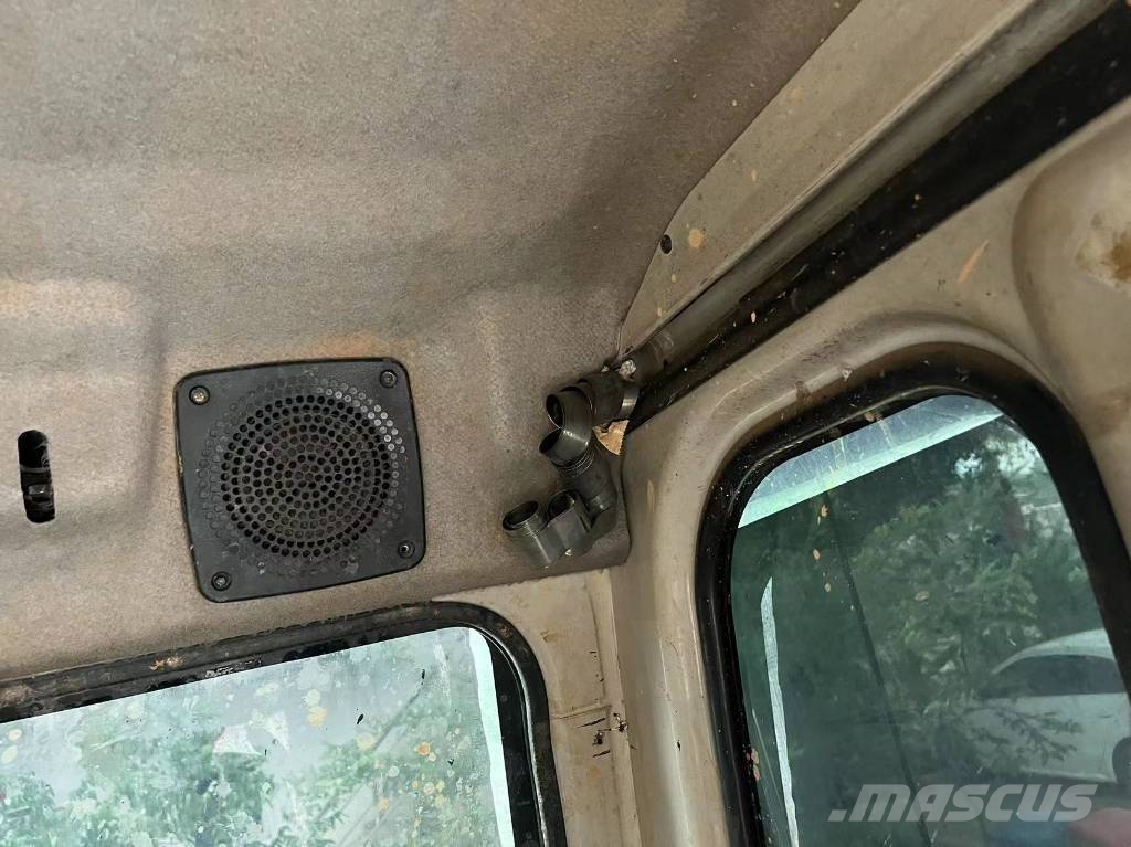 Sumitomo SH200Z3 Excavadoras sobre orugas
