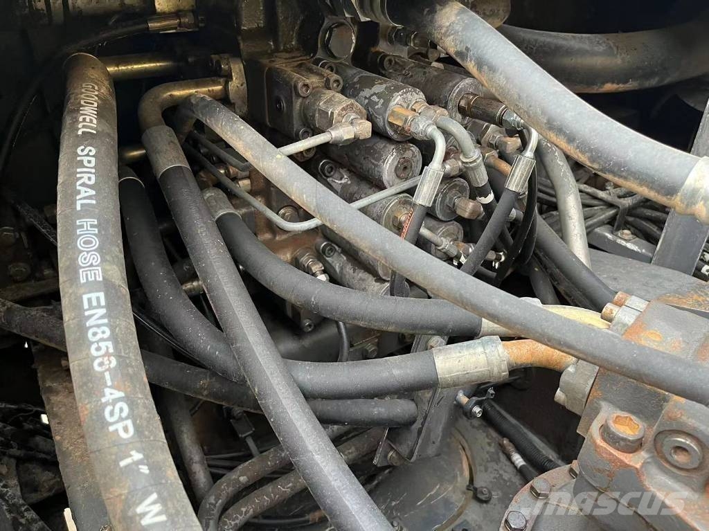 Sumitomo SH200Z3 Excavadoras sobre orugas