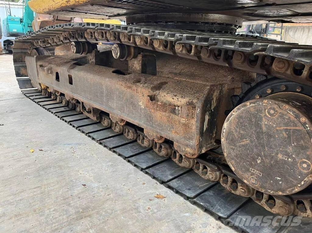 Sumitomo SH200Z3 Excavadoras sobre orugas