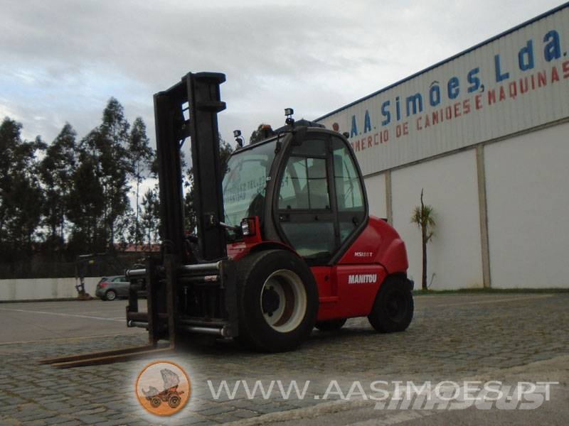 Manitou MSI 50 Maastotrukit