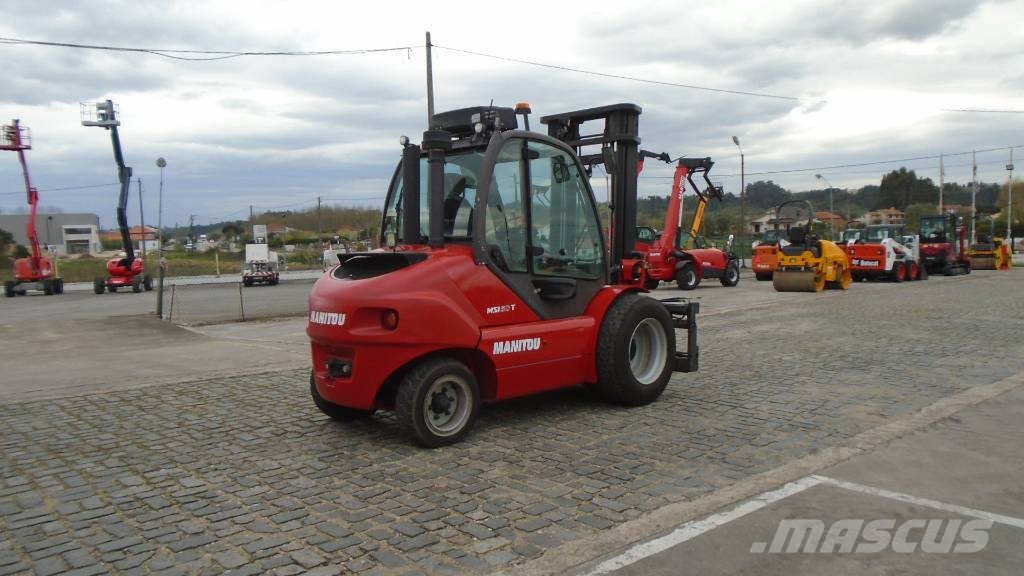 Manitou MSI 50 Maastotrukit