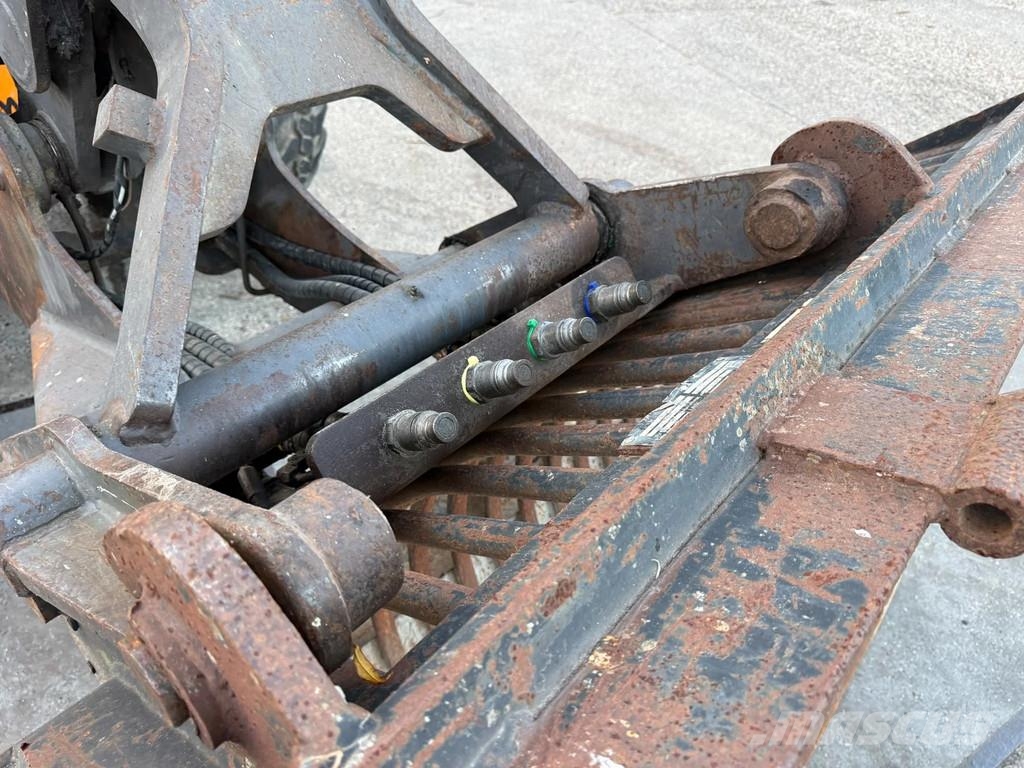 Ahlmann AZ 95 Shovel AZ 95 ahlmann Loader Volvo Komatsu Zw Kolesni nakladalci