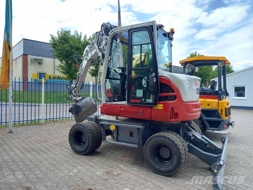 Takeuchi TB 370 W Wheeled excavators