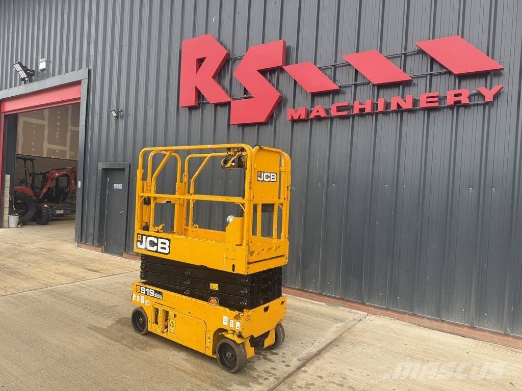 JCB S 1930 E 8m Electric Scissor Lift Schaarhoogwerkers