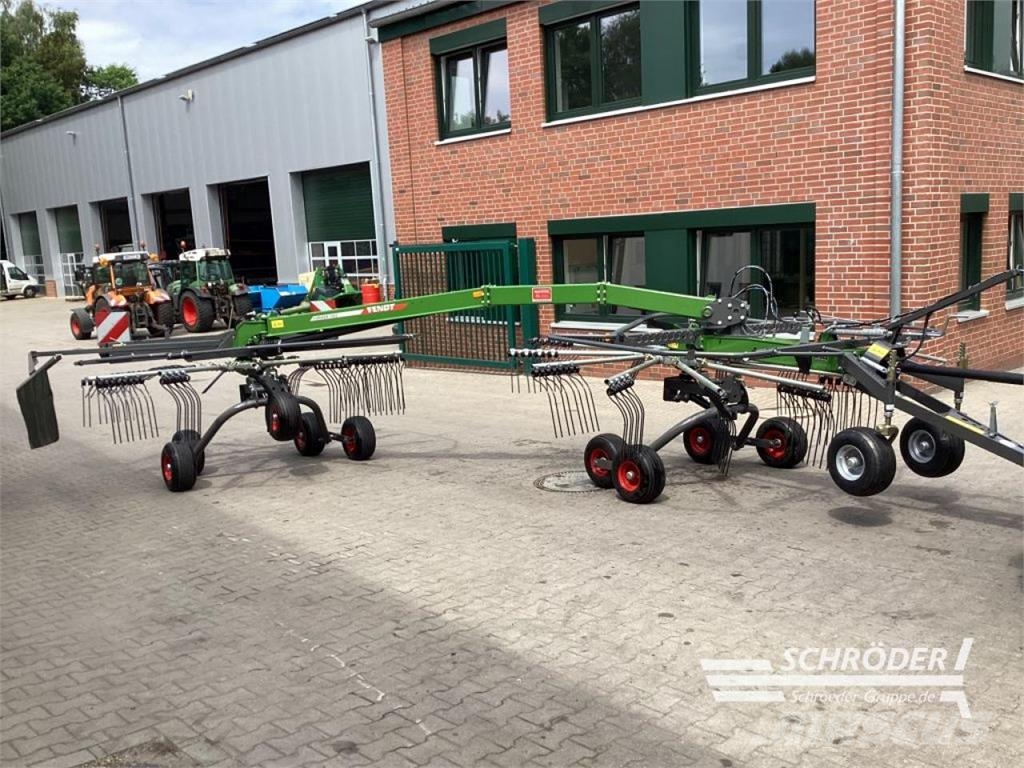 Fendt FORMER 1502 Falciandanatrici