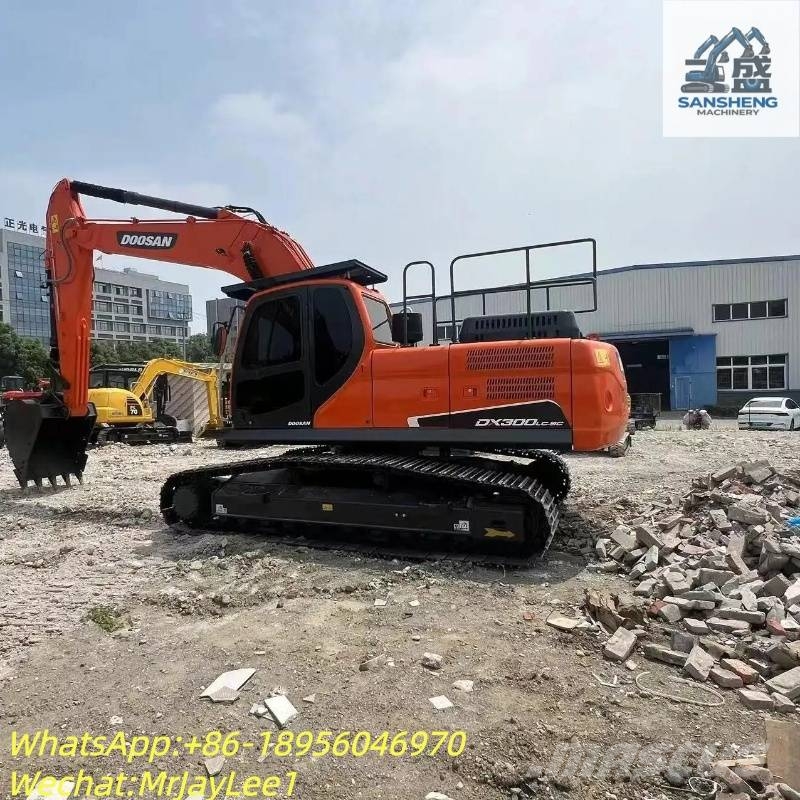 Doosan DX300LC-9C Raupenbagger