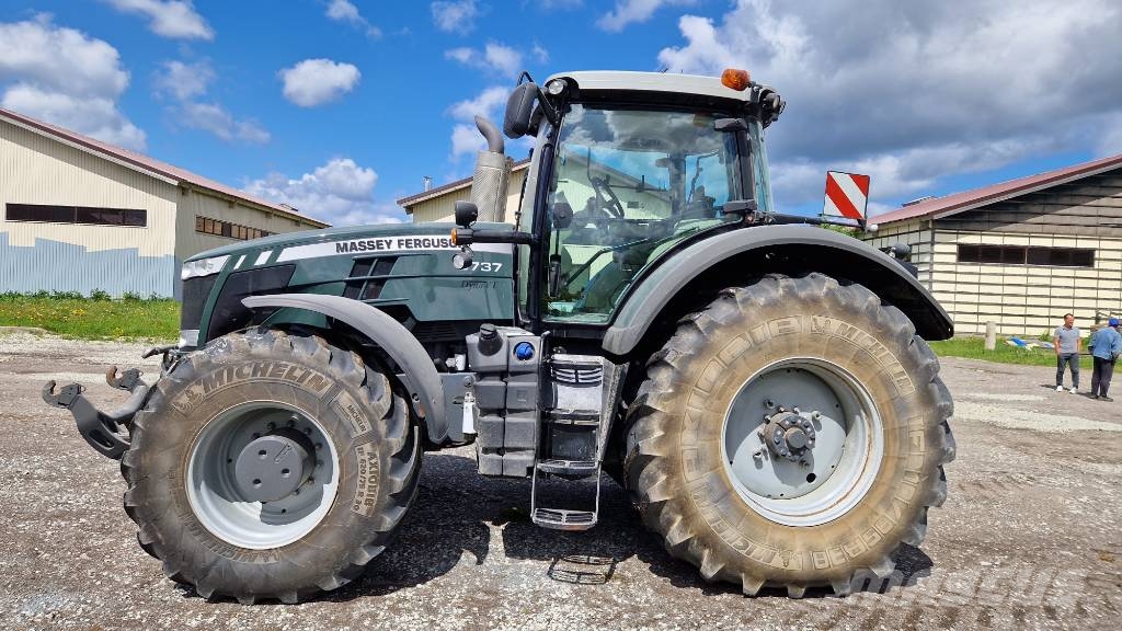 Massey Ferguson 8737 トラクター