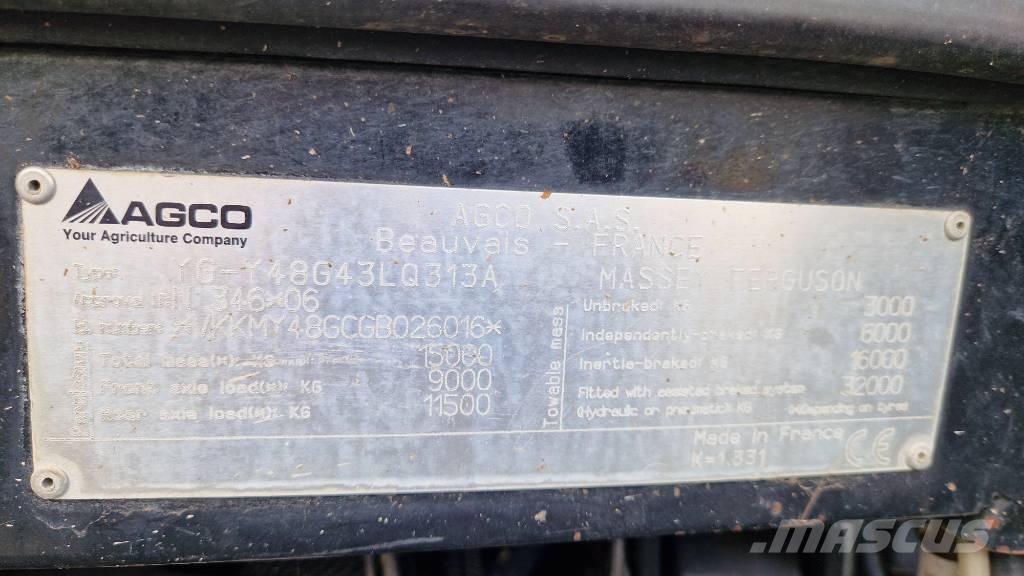 Massey Ferguson 8737 トラクター