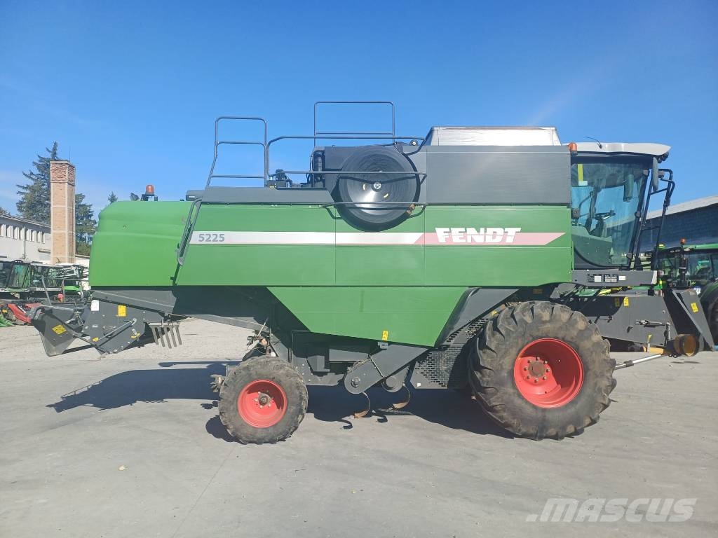 Fendt 5225 E Kombajni