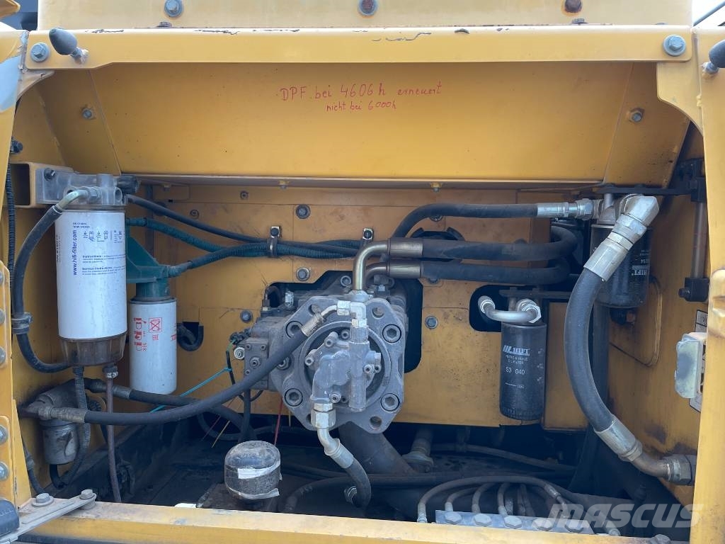 Volvo EC 250 D N L optional mit Oilquick OQ7055 Raupenbagger