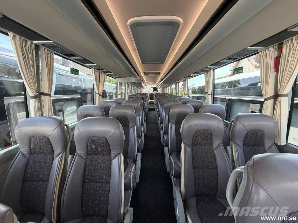 Volvo 9900 المركبة