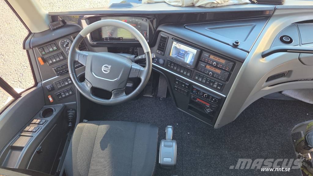 Volvo 9900 المركبة
