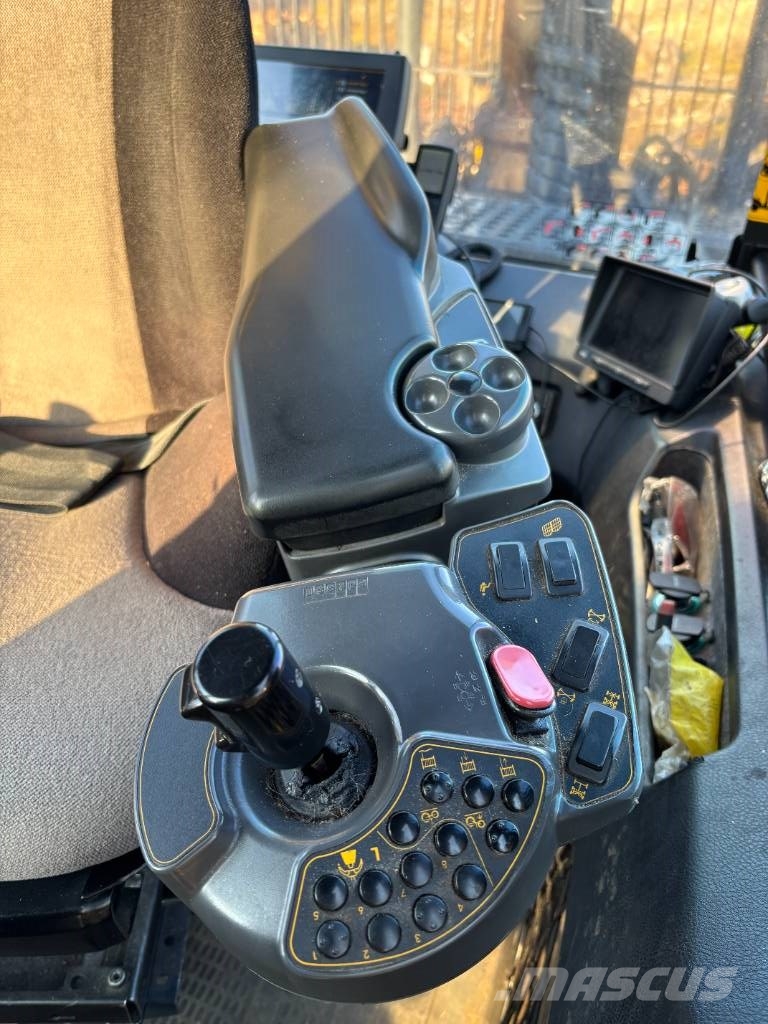 Ponsse ELK 10W Transportadoras
