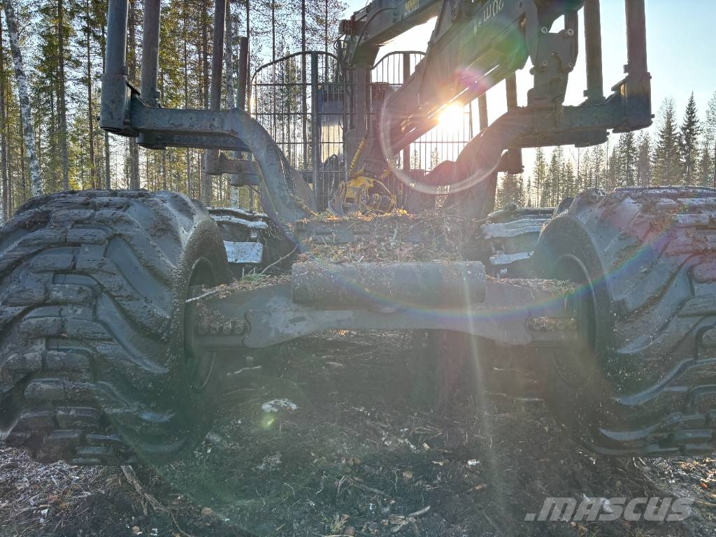 Ponsse ELK 10W Transportadoras