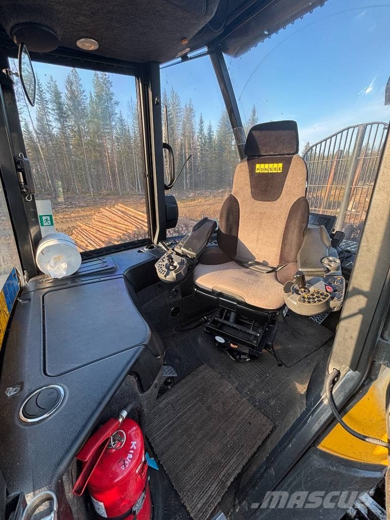 Ponsse ELK 10W Transportadoras