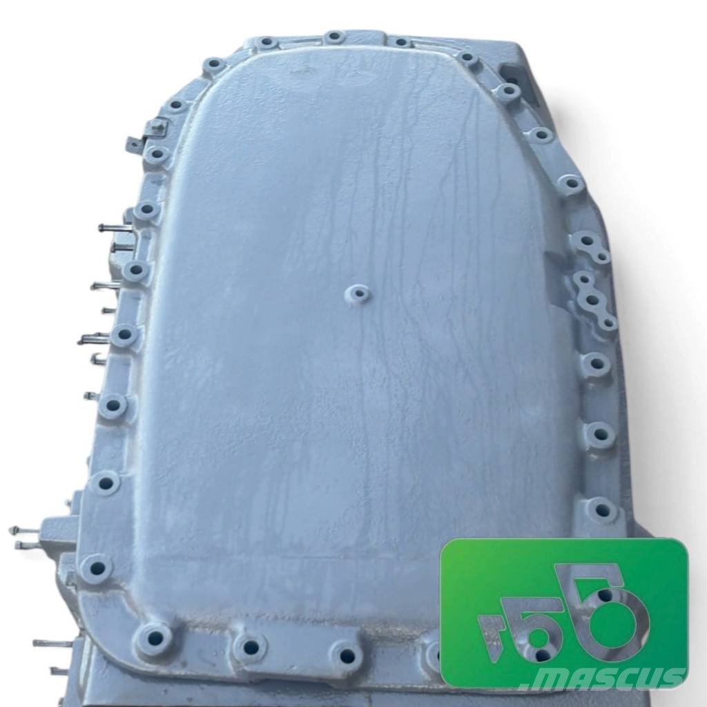 Valtra S352 GEARBOX HOUSING COVER M916101050060 底盘和悬架