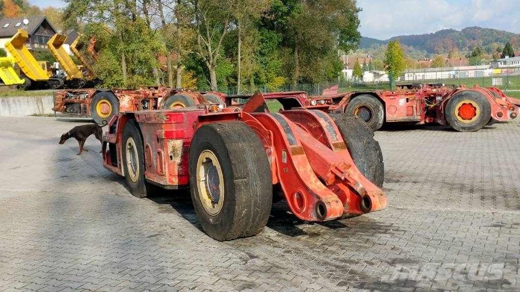 Sandvik LH208 Podzemni utovarivači