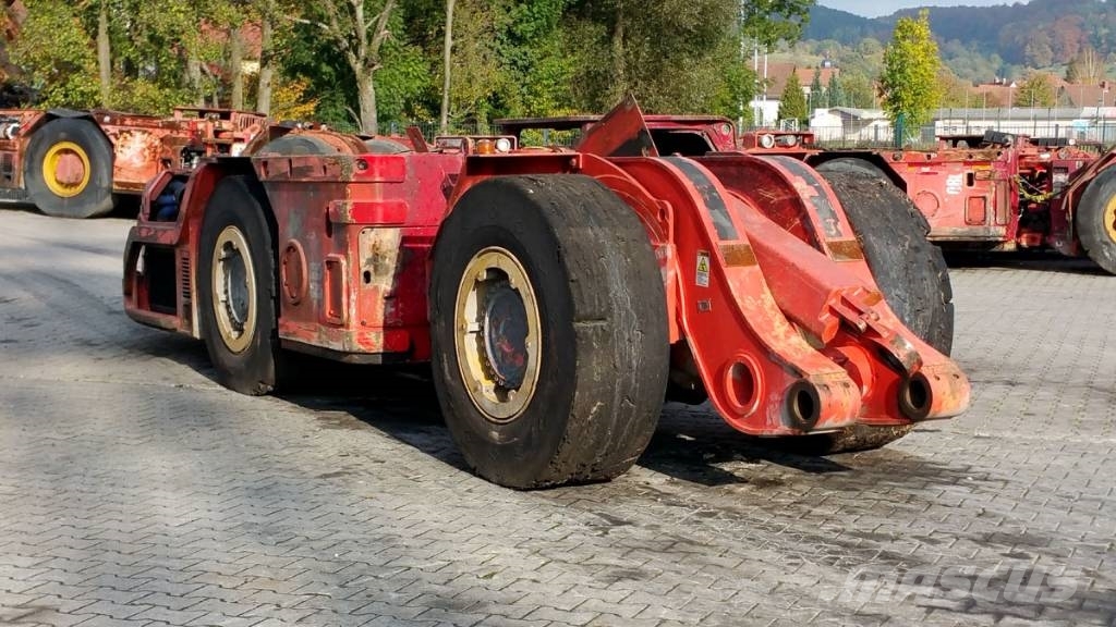 Sandvik LH208 Podzemni utovarivači