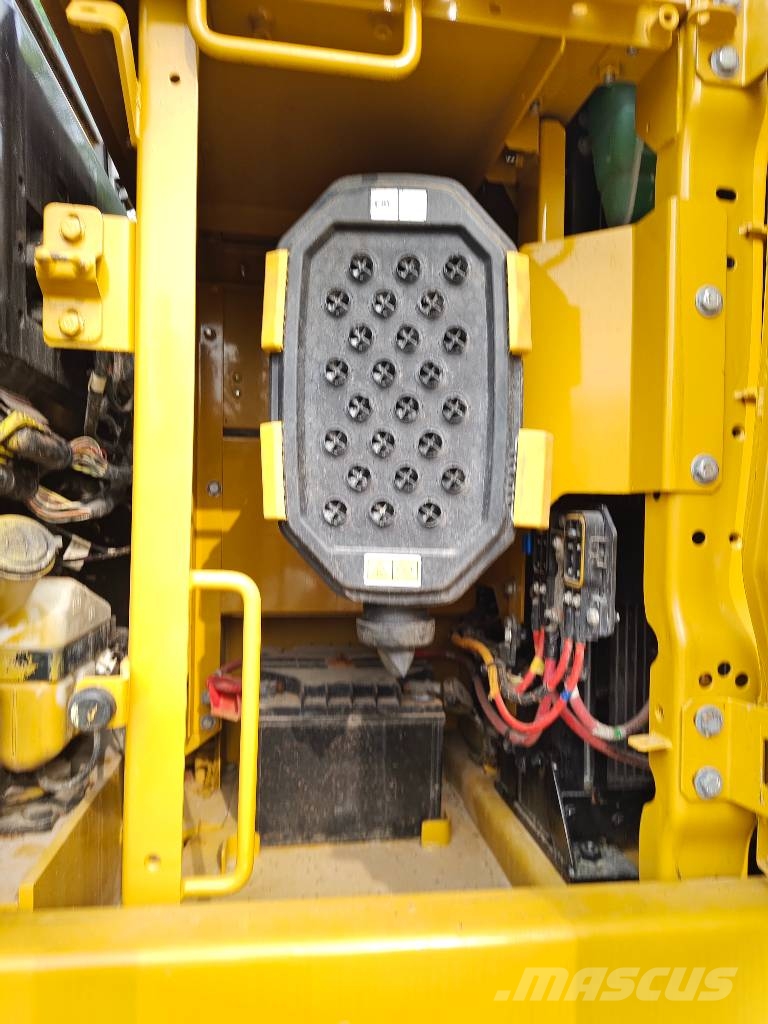 CAT 330GC Crawler excavators