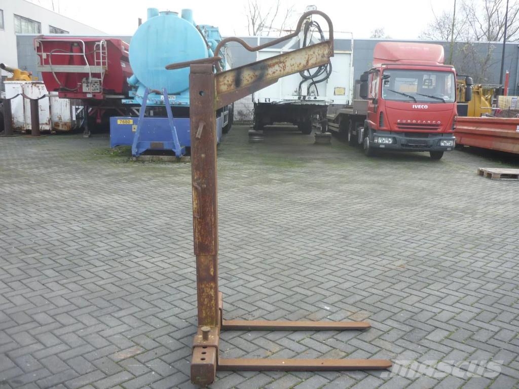 DAF Kipper/kraan Sand Grabs and Pallethooks and Tyres خطاطيف