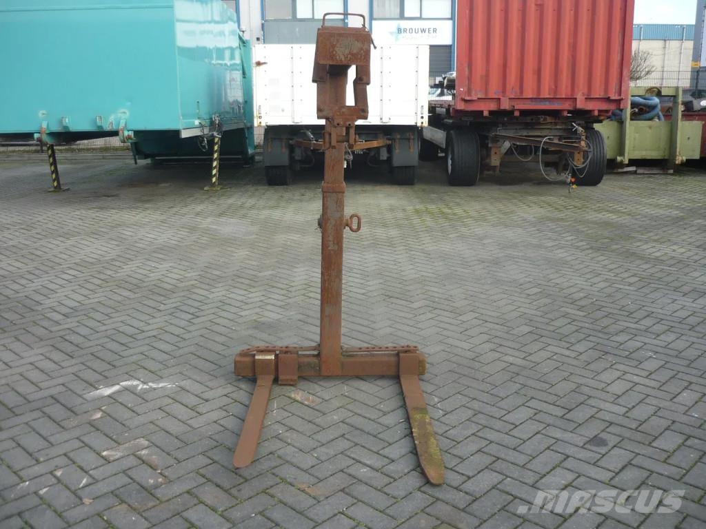 DAF Kipper/kraan Sand Grabs and Pallethooks and Tyres خطاطيف