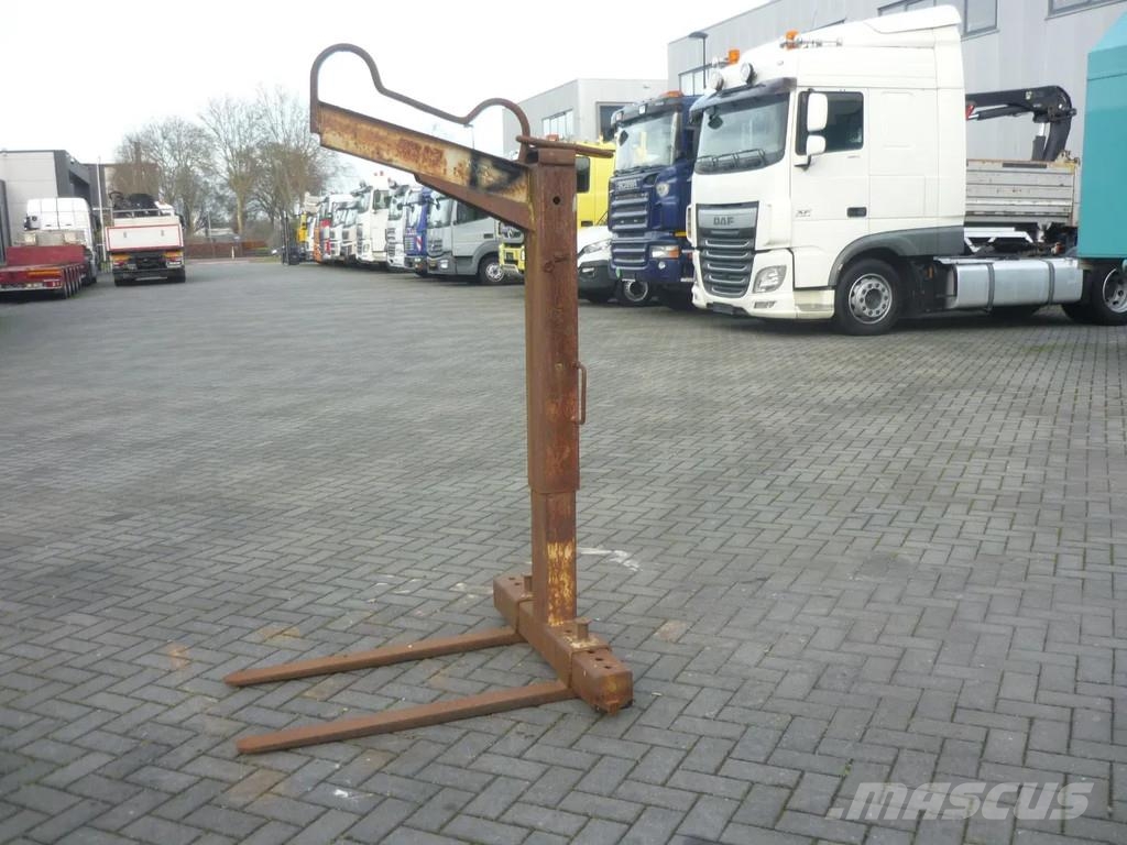 DAF Kipper/kraan Sand Grabs and Pallethooks and Tyres خطاطيف