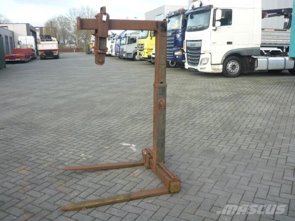 DAF Kipper/kraan Sand Grabs and Pallethooks and Tyres Garras