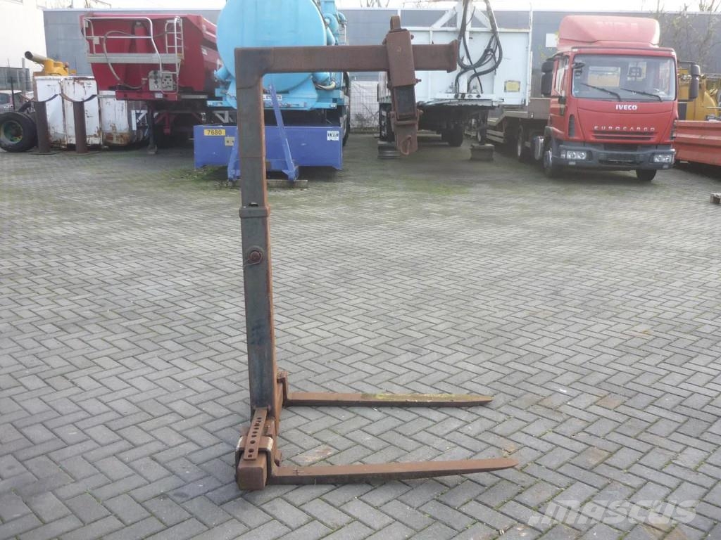 DAF Kipper/kraan Sand Grabs and Pallethooks and Tyres خطاطيف