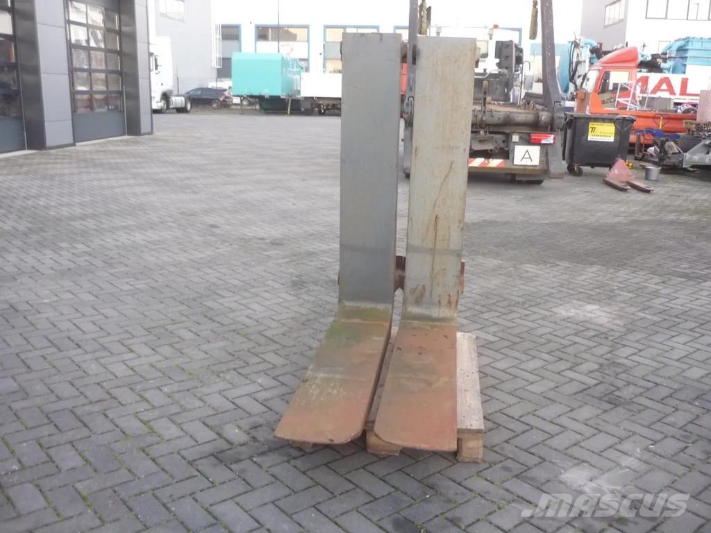 DAF Kipper/kraan Sand Grabs and Pallethooks and Tyres خطاطيف