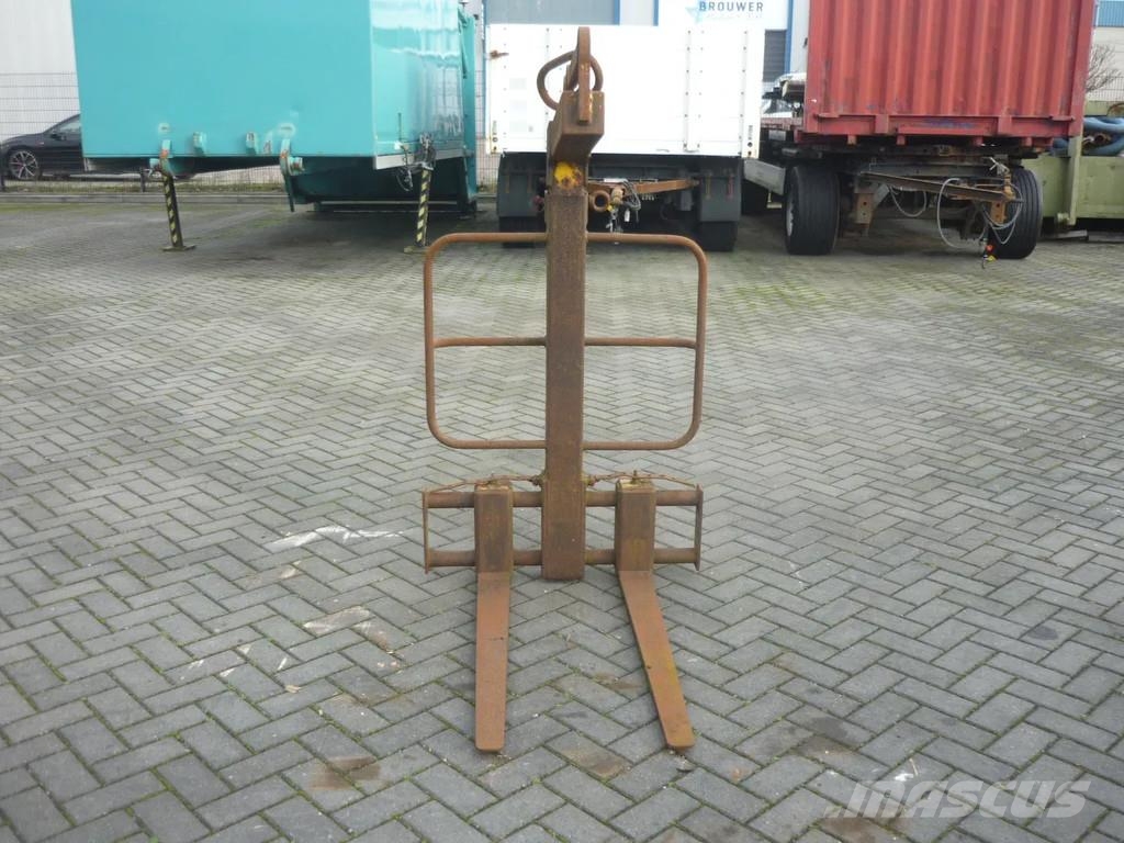 DAF Kipper/kraan Sand Grabs and Pallethooks and Tyres خطاطيف