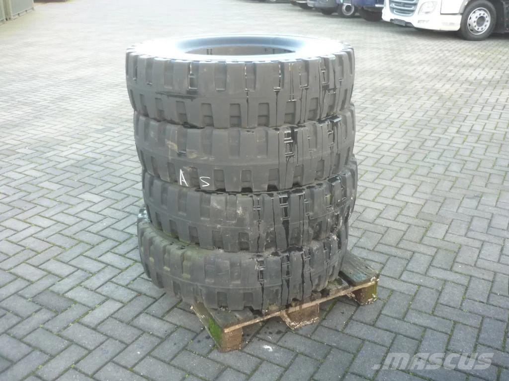 DAF Kipper/kraan Sand Grabs and Pallethooks and Tyres خطاطيف