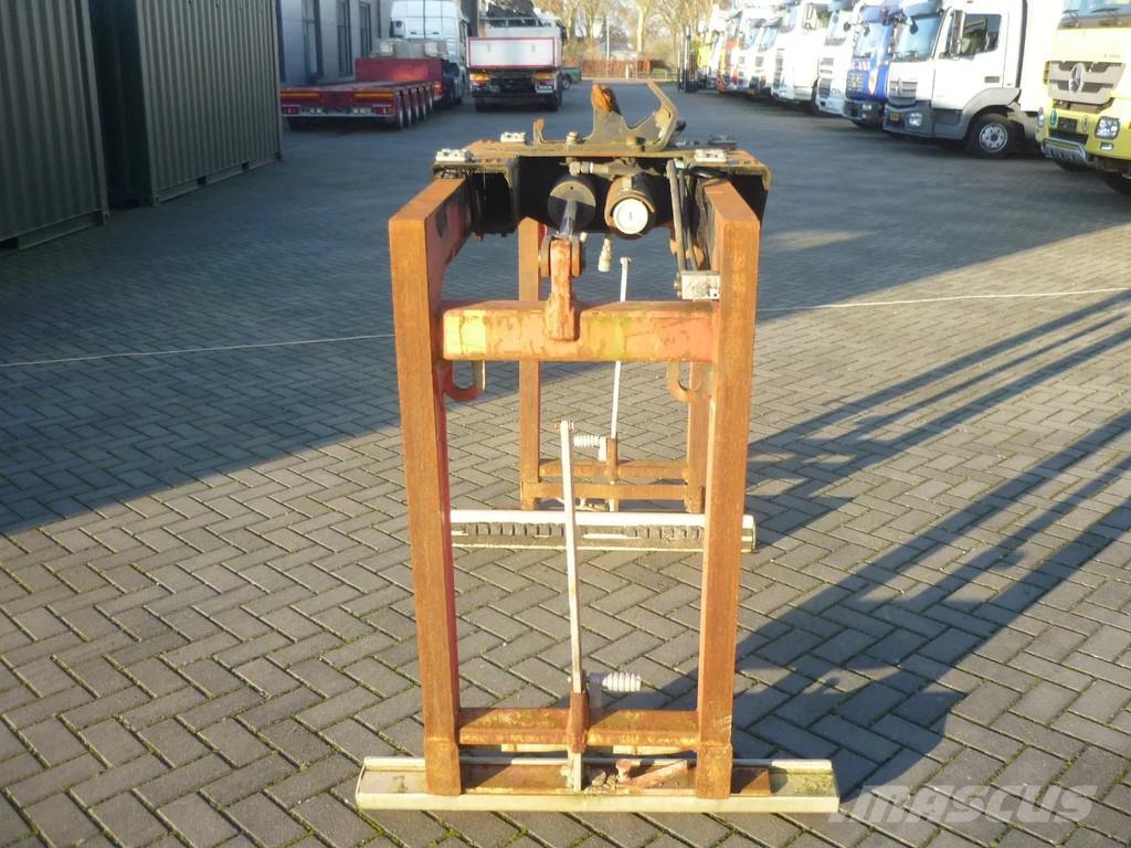 DAF Kipper/kraan Sand Grabs and Pallethooks and Tyres Garras