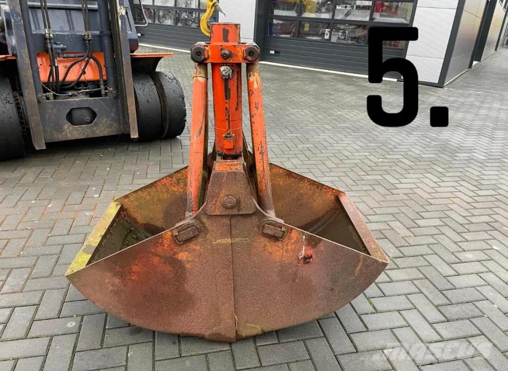 DAF Kipper/kraan Sand Grabs and Pallethooks and Tyres خطاطيف