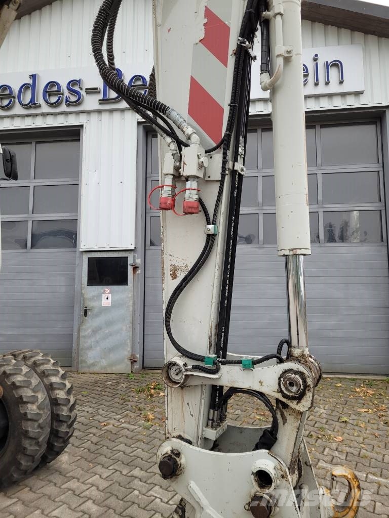 Takeuchi TB 295 W Bagri na kolesih