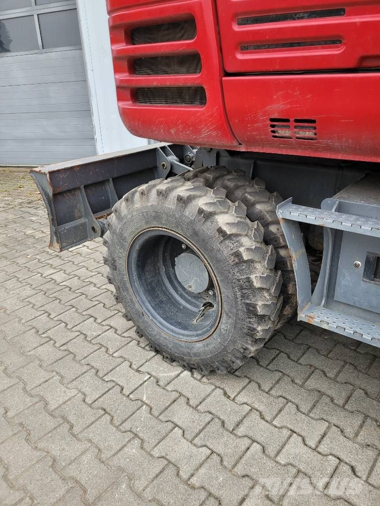 Takeuchi TB 295 W Bagri na kolesih