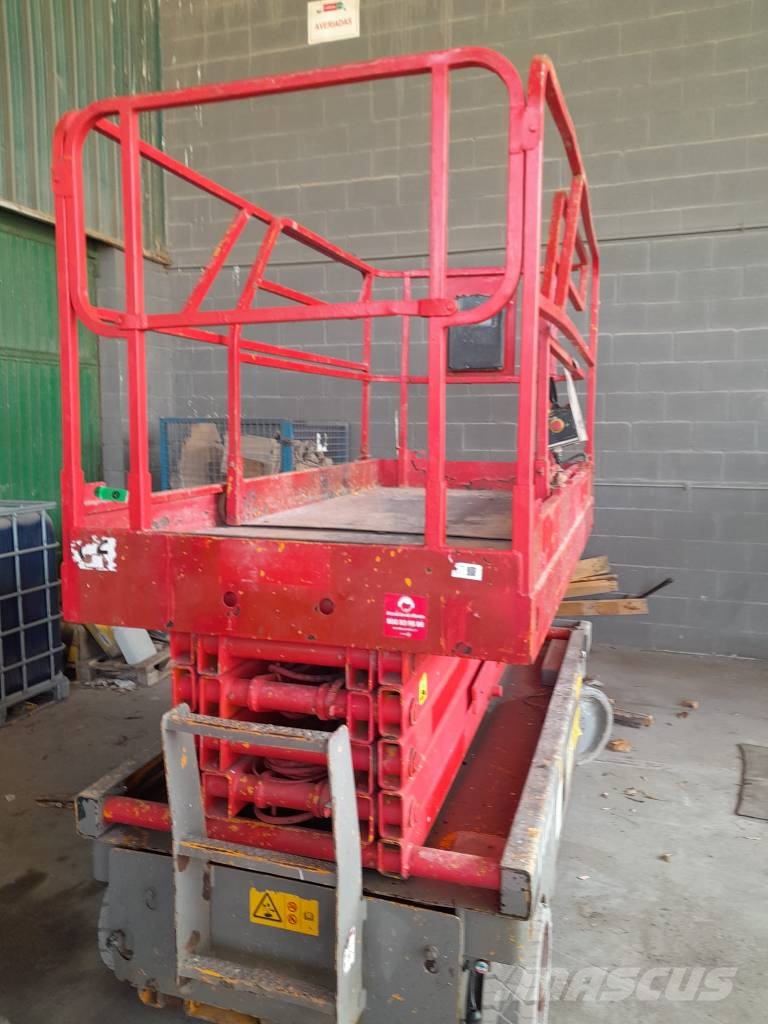 Haulotte Compact 12 AE Makazaste platforme