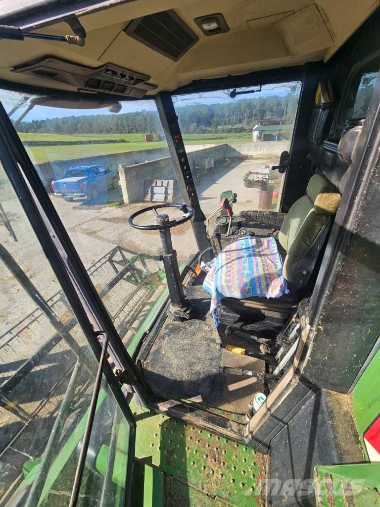 John Deere 1177 Ražas novākšanas kombaini