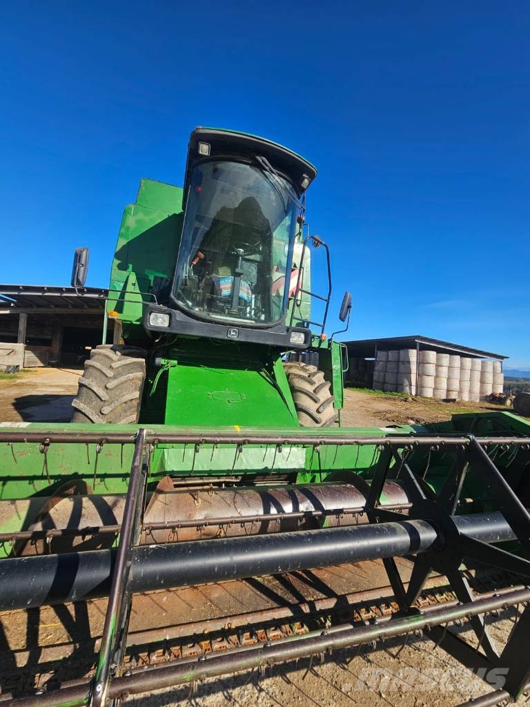 John Deere 1177 Ražas novākšanas kombaini