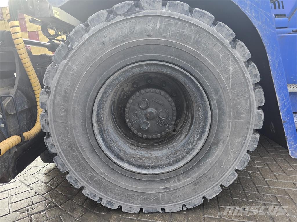 Hyster H18XM-12EC Containerheftrucks