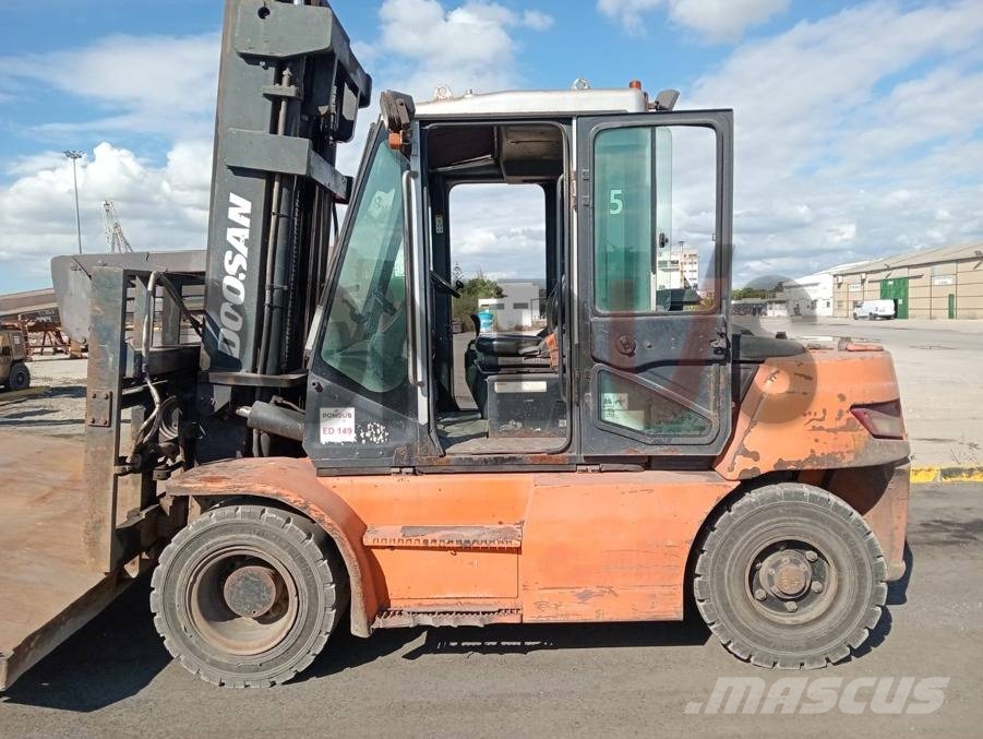Doosan D 70 S-7 Dīzeļa autoiekrāvēji
