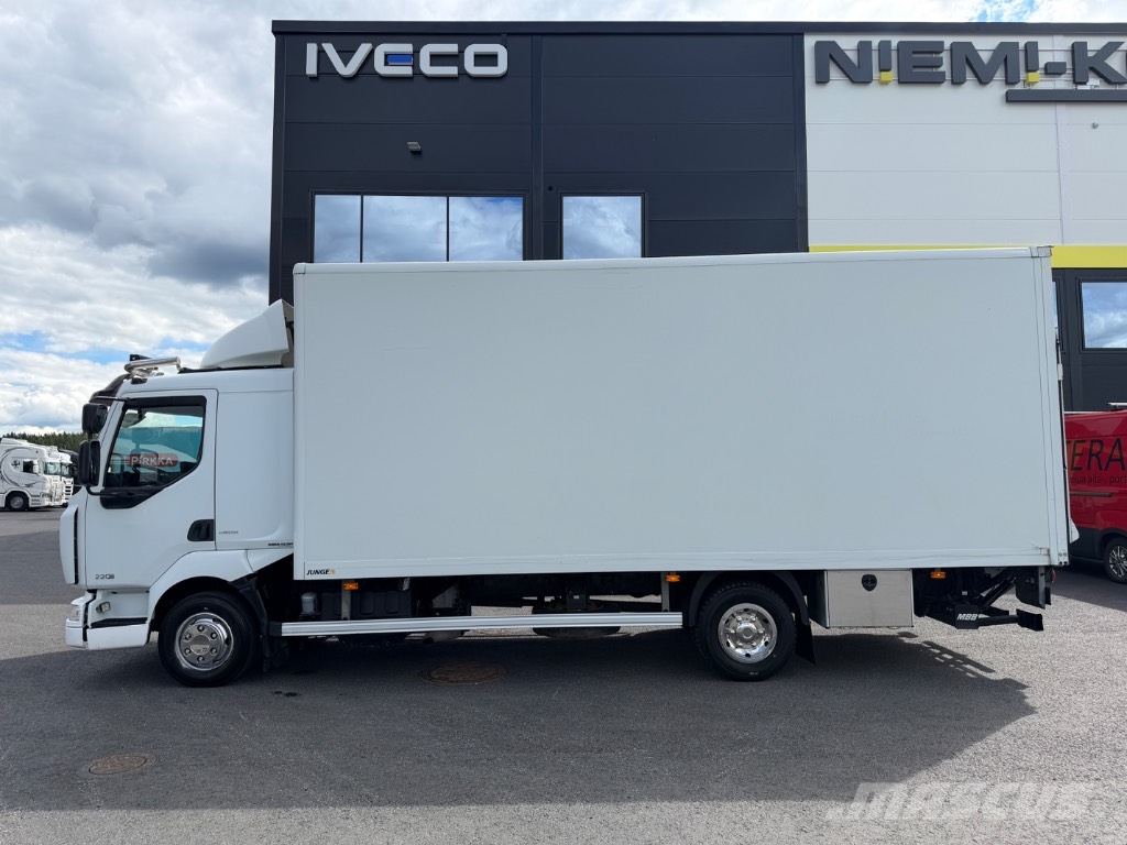 Renault Midlum Sunkvežimiai su dengtu kėbulu