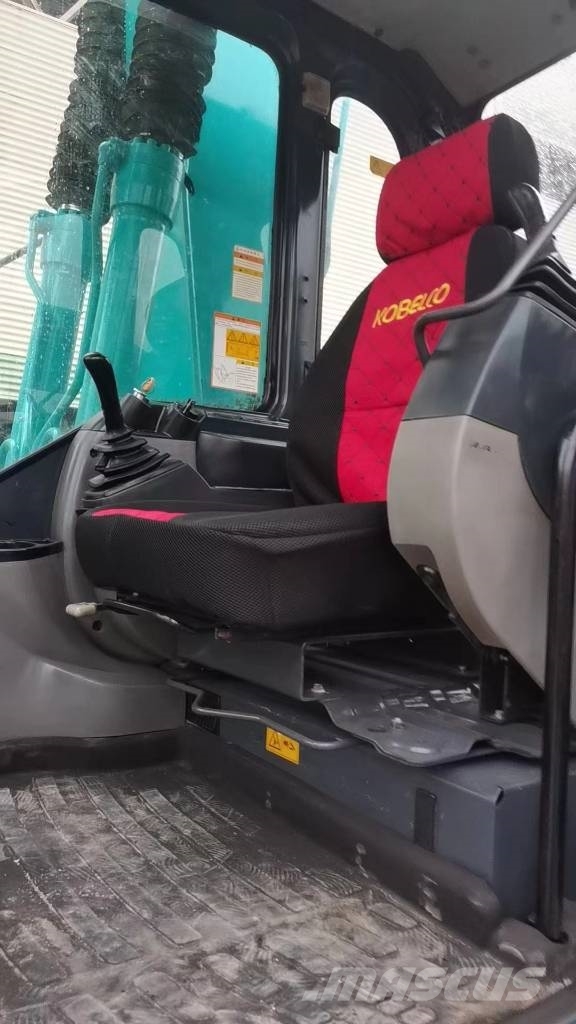 Kobelco 140-8 履带挖掘机