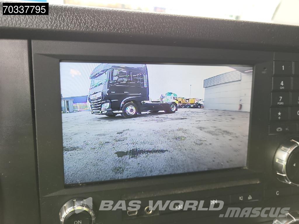 Mercedes-Benz Antos 2532 Antos 6X2 Palfinger PK22002 EH crane Kr Platte bakwagens